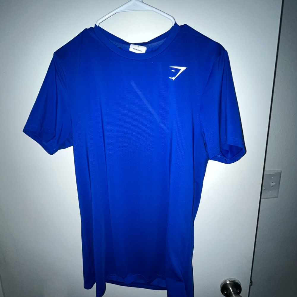 Gym shark dri fit shirt